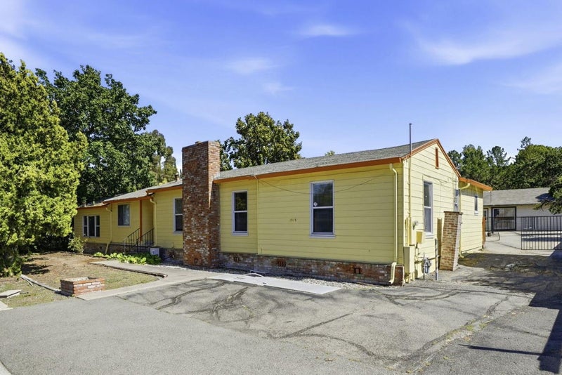 1919 Geary Road