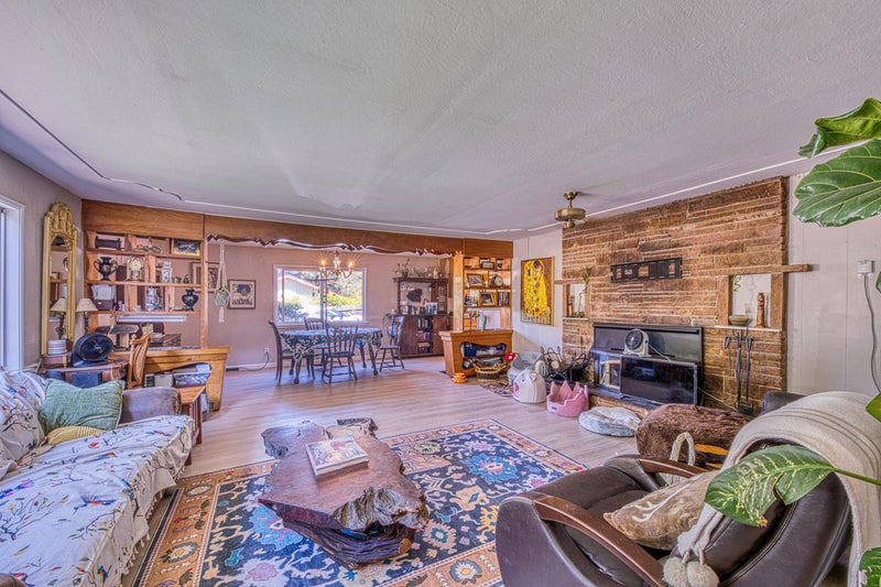 454 Paradise Road