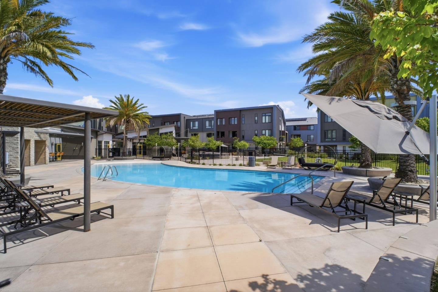 44868 Fremont Boulevard 303