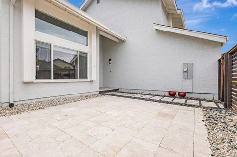 Tiny photo for 578 Seahorse Lane, REDWOOD CITY, CA 94065 (MLS # ML82023906)