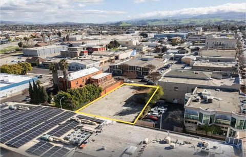 220 4th Street HOLLISTER CA 95023