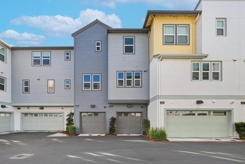 Tiny photo for 875 Cotati Terrace #4, SUNNYVALE, CA 94085 (MLS # ML82043179)
