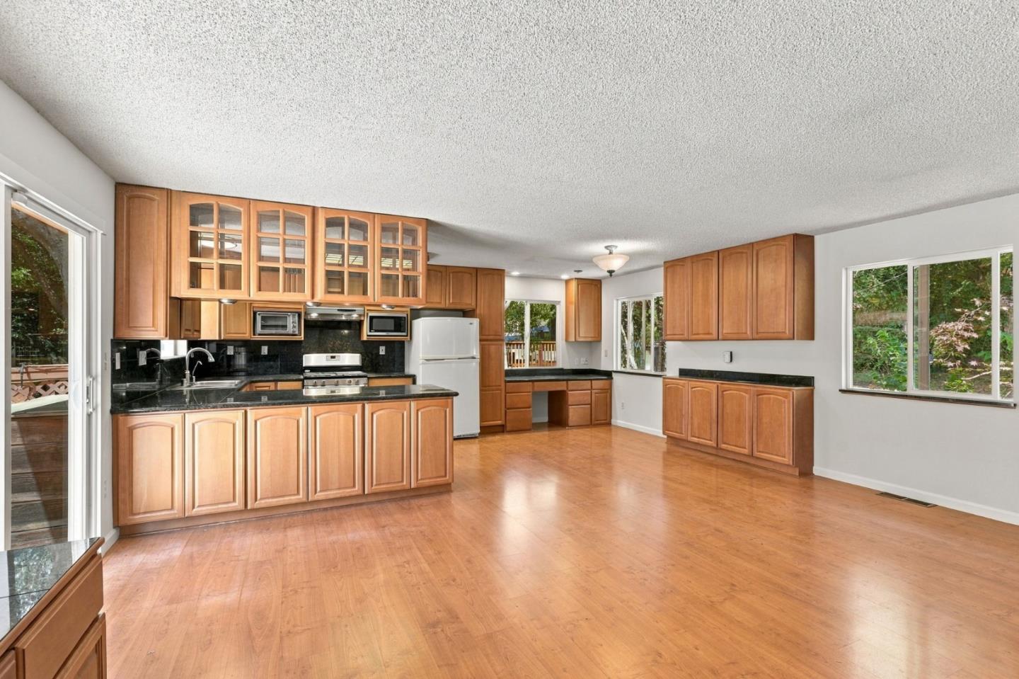 41 Grandview Avenue