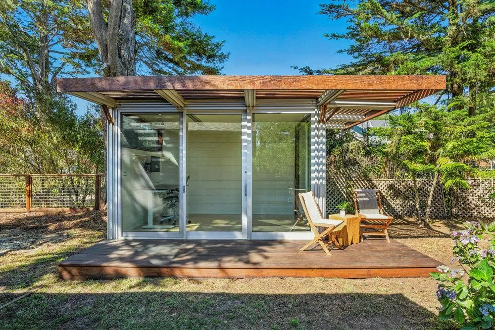Moss Beach, California 94038, United States, 3 Bedrooms Bedrooms, ,2 BathroomsBathrooms,Residential,Active,195435