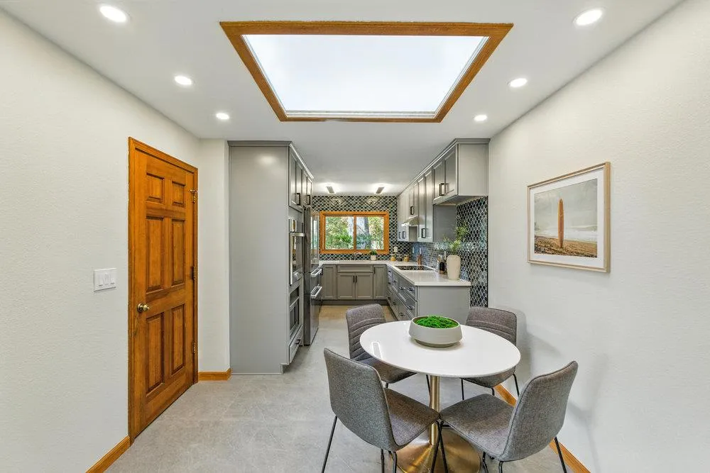 Moss Beach, California 94038, United States, 3 Bedrooms Bedrooms, ,2 BathroomsBathrooms,Residential,Active,195435