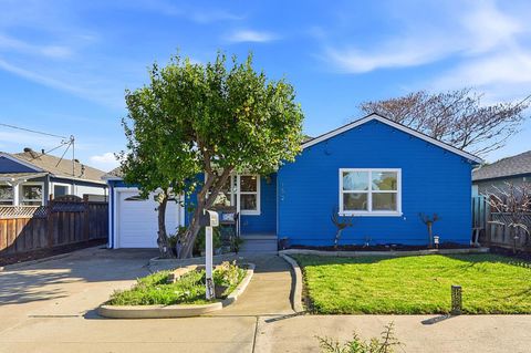 Photo of 152 Florence Street, Sunnyvale, CA 94086 (MLS # ML82031020)