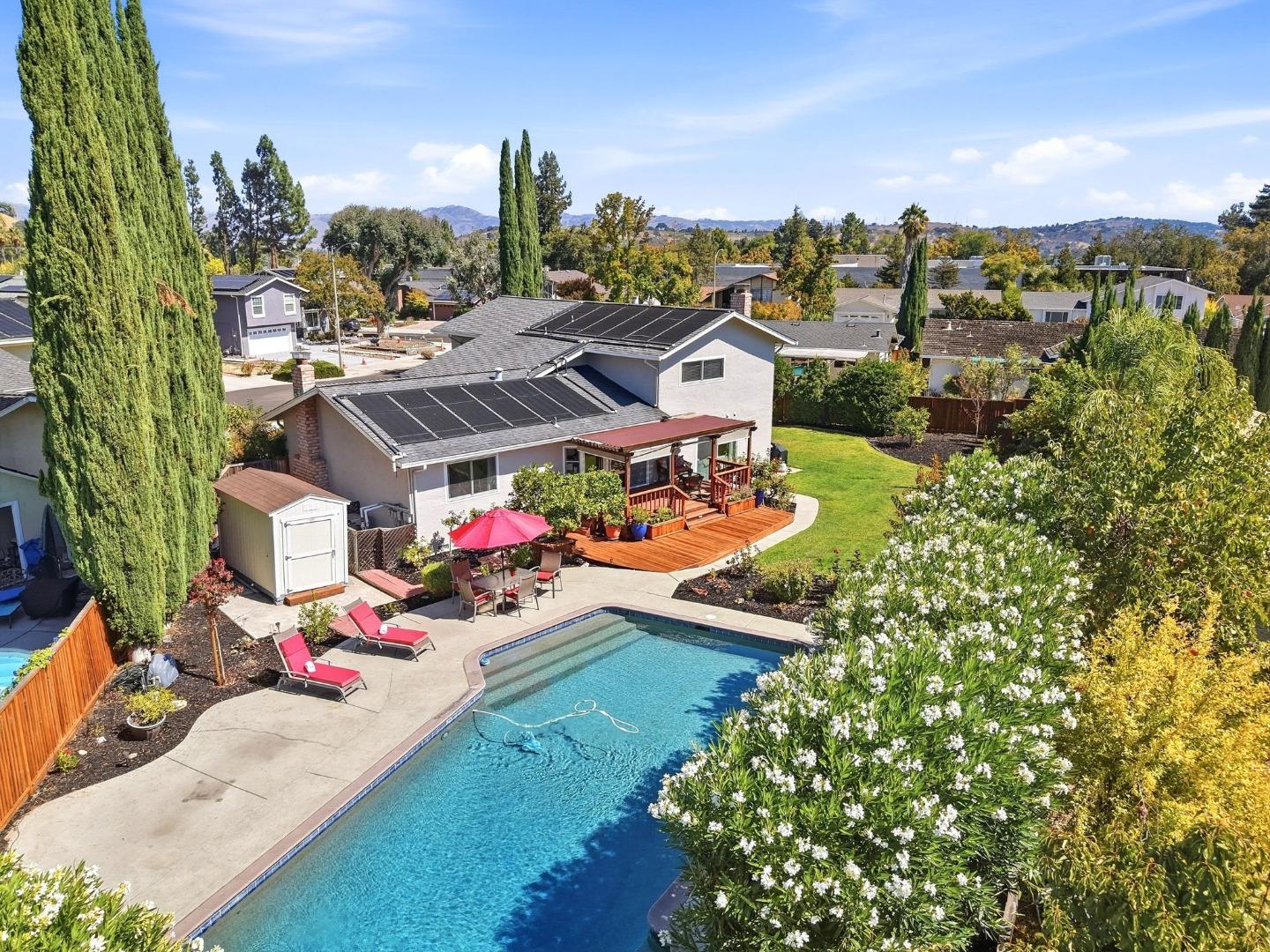 6069 Bluering Court
