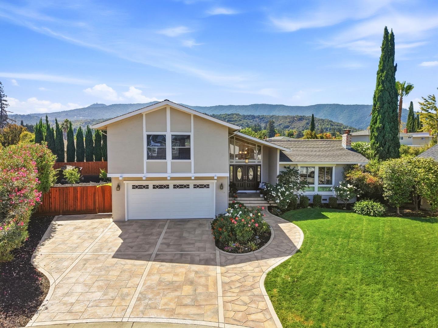 6069 Bluering Court