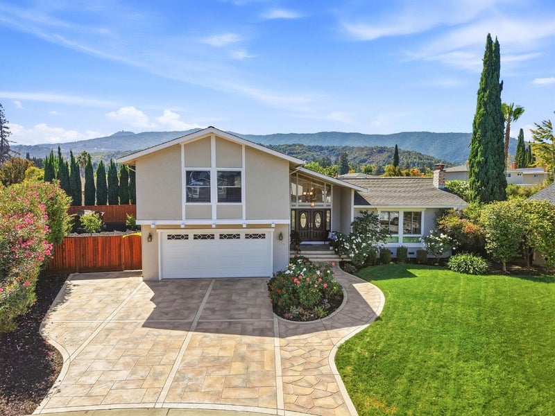 6069 Bluering Court