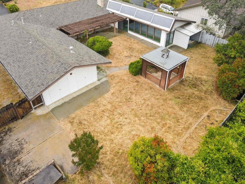 20521 Upper Hillview Drive