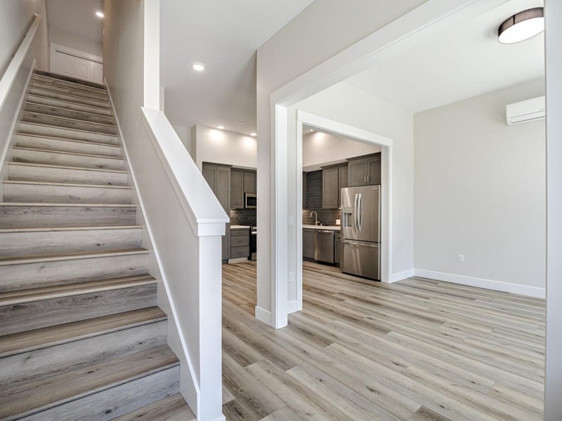101 Aptos Village Way 1