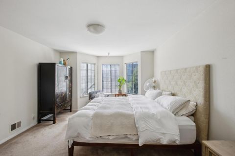 Tiny photo for 1615 Oakdale Avenue, SAN FRANCISCO, CA 94124 (MLS # ML82031227)