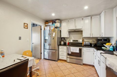 Tiny photo for 1615 Oakdale Avenue, SAN FRANCISCO, CA 94124 (MLS # ML82031227)