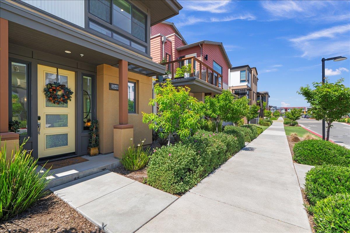 15040 Briggs Court