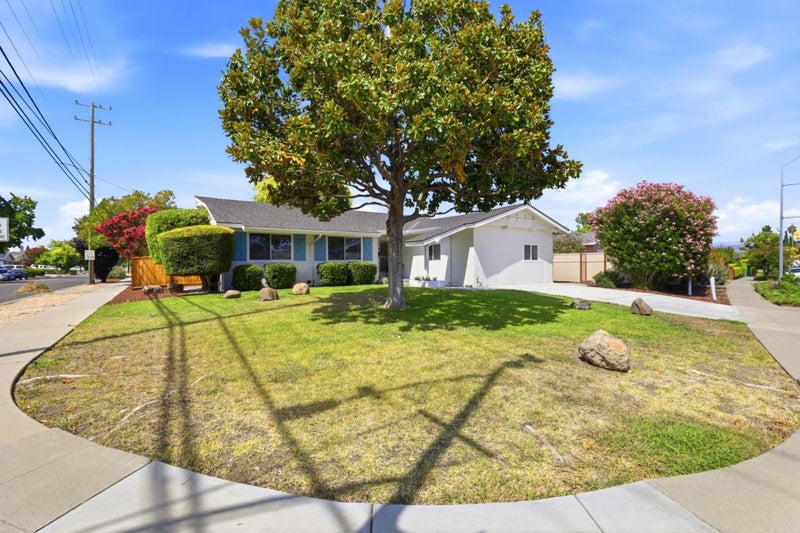 1499 Hillsdale Avenue