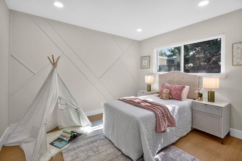 Tiny photo for 3736 Eastwood Circle, Santa Clara, CA 95054 (MLS # ML82047389)