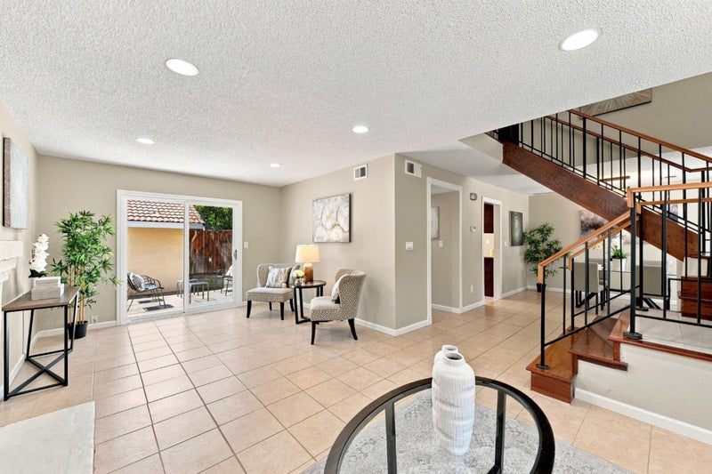 977 Ivory Creek Drive