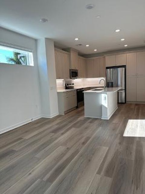 Photo of 9423 N Sepulveda Boulevard #5, NORTH HILLS, CA 91343 (MLS # ML82029697)