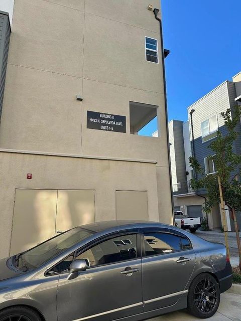 Tiny photo for 9423 N Sepulveda Boulevard #5, NORTH HILLS, CA 91343 (MLS # ML82029697)