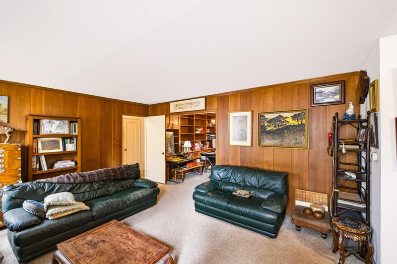 1123 Seaview Avenue