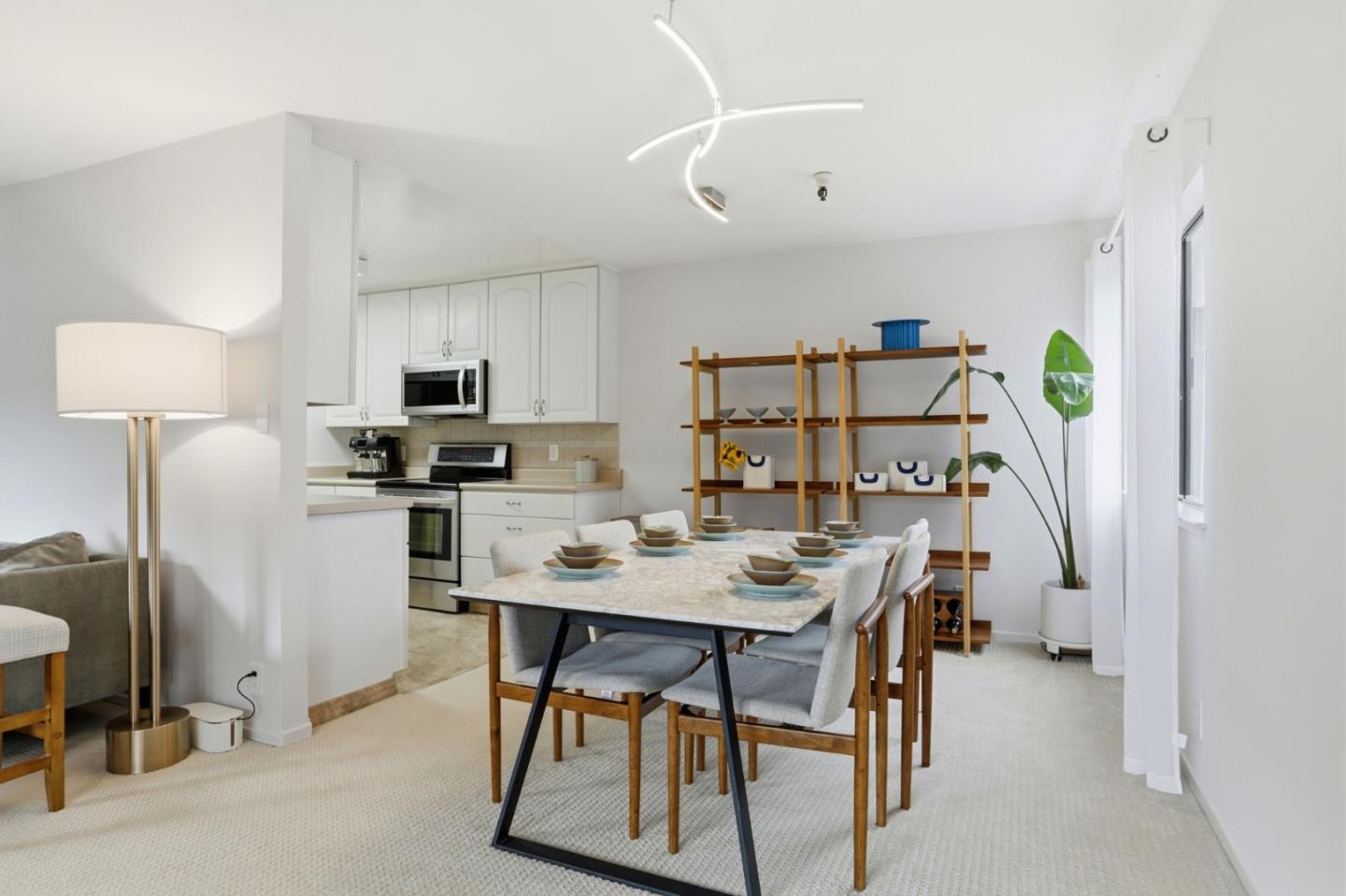 400 Ortega Avenue 220