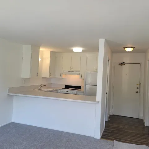 MLS: ML82050959