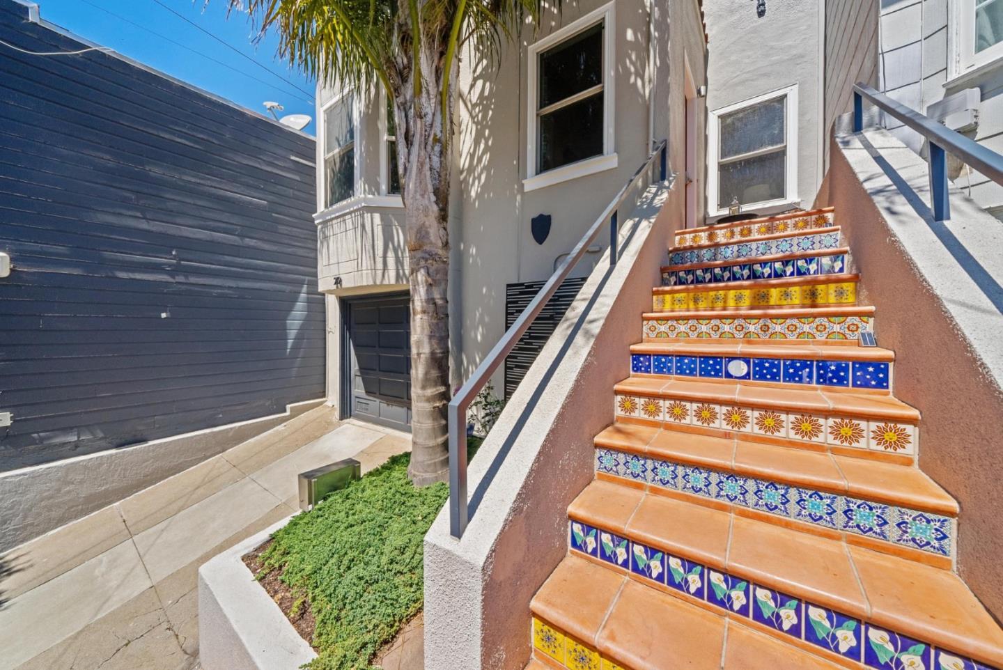 219 Crescent Avenue