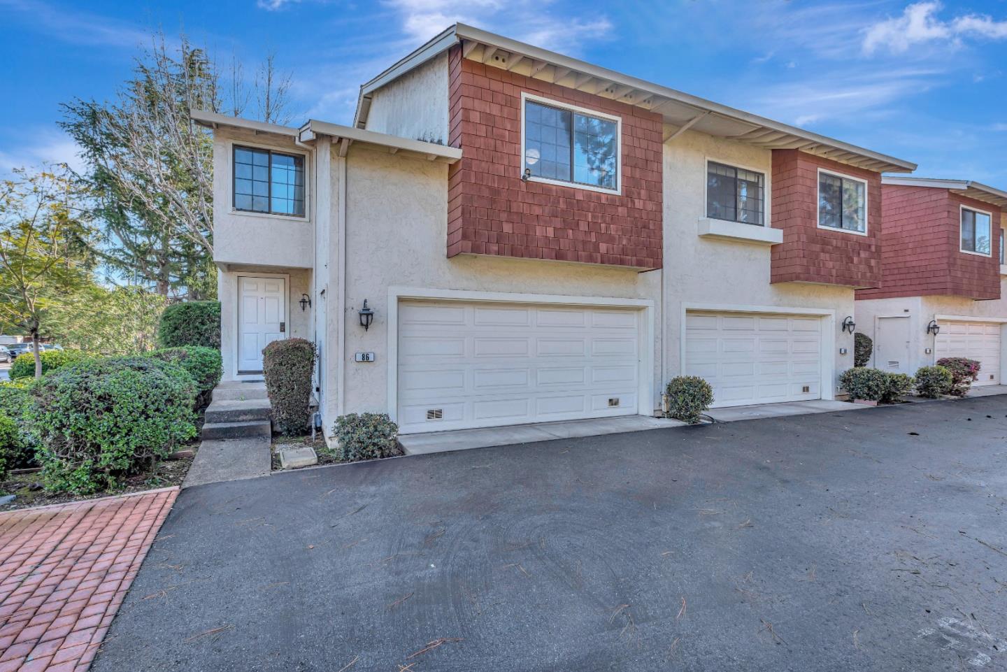 86 Redding RD