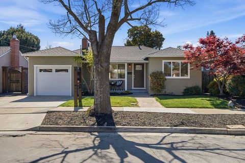 Photo of 1150 Junipero Avenue, REDWOOD CITY, CA 94061 (MLS # ML82039404)