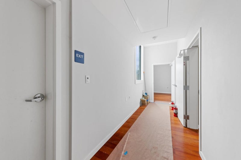 420 Peninsula Avenue 3