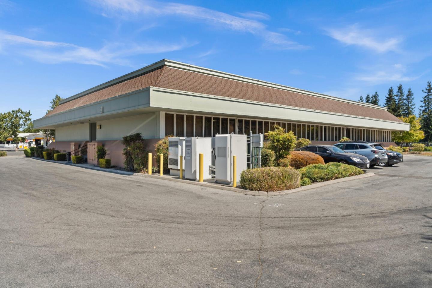 5885 Santa Teresa Boulevard