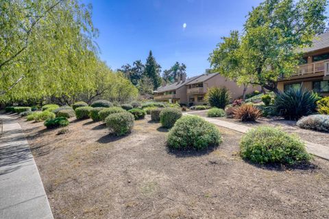 Tiny photo for 136 Spyglass Hill Road, San Jose, CA 95127 (MLS # ML82039090)