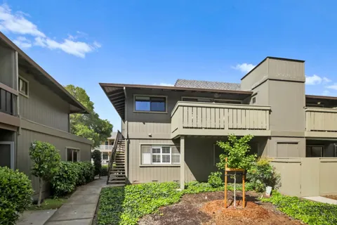 14351 Saratoga Avenue Unit B, Saratoga, CA 95070 - #: ML82041684