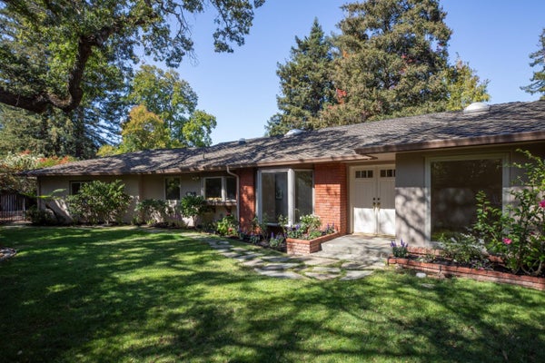 24 BAY TREE LN, LOS ALTOS, CA 94022 - Image 3be5dd0b9d2afbff15b4ad8e38cd165c/2158292072