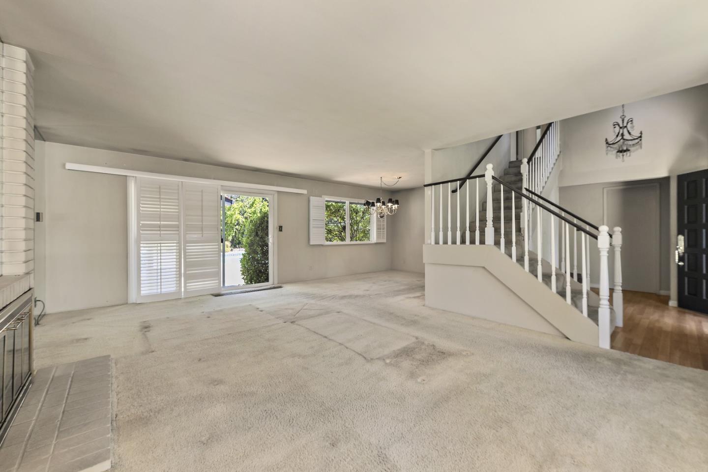 108 Vallecitos Way