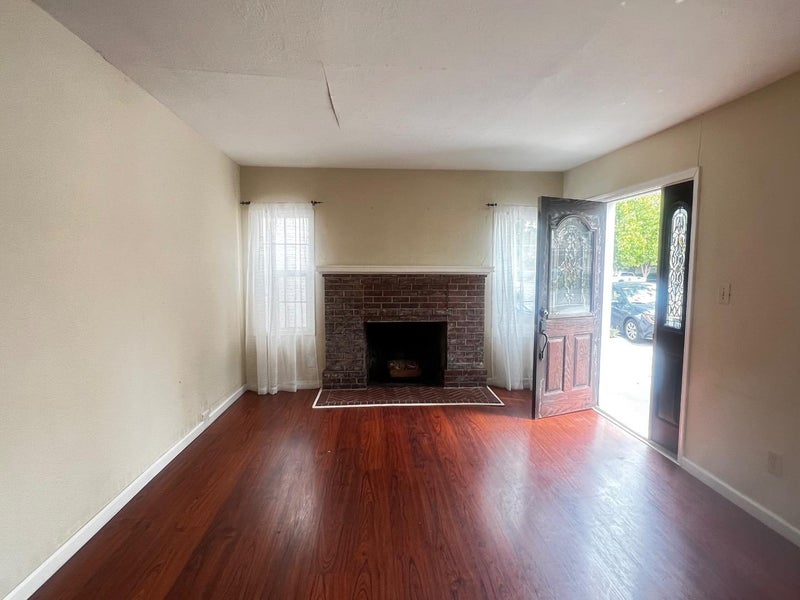 1343 West Hedding Street