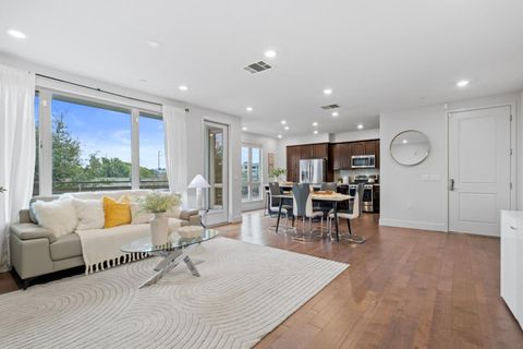 Photo of 330 Riesling Avenue #23, Milpitas, CA 95035 (MLS # ML82030576)