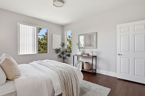 Tiny photo for 800 N 8th Street #305, SAN JOSE, CA 95112 (MLS # ML82046088)