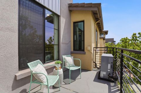 Tiny photo for 800 N 8th Street #305, SAN JOSE, CA 95112 (MLS # ML82046088)