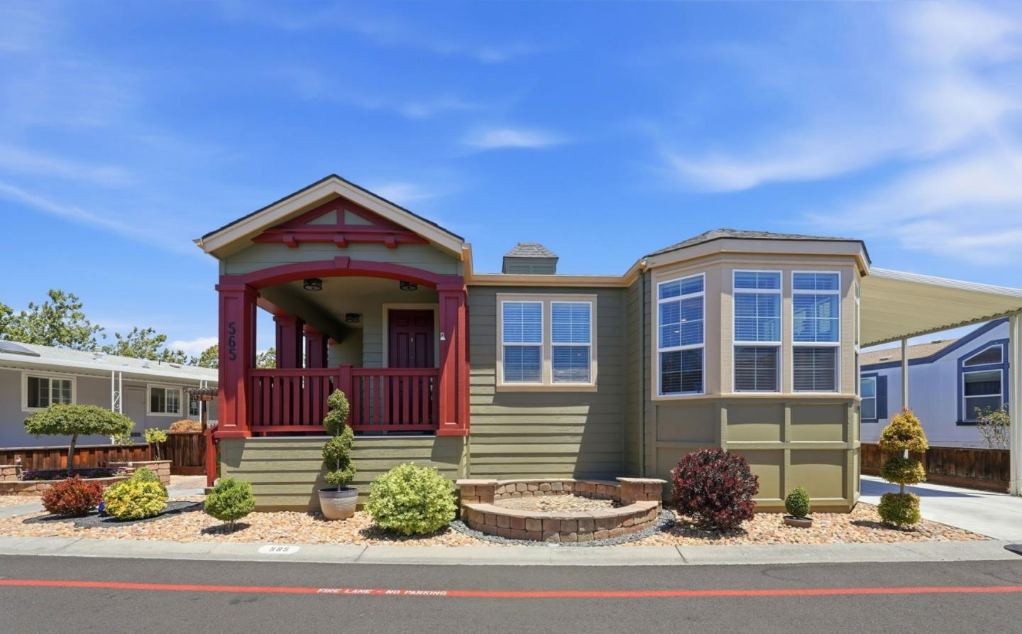 1220 Vienna Drive