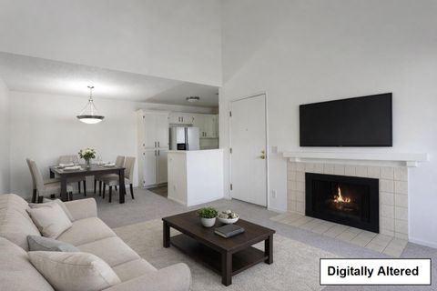 Photo of 3674 Oakwood Terrace #302, FREMONT, CA 94536 (MLS # ML82036665)