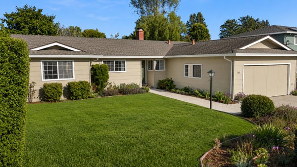 391 DANUBE DR, APTOS, CA 95003 - Image 3cf8e605adc5359db6d8651a80bab67a/2437402011