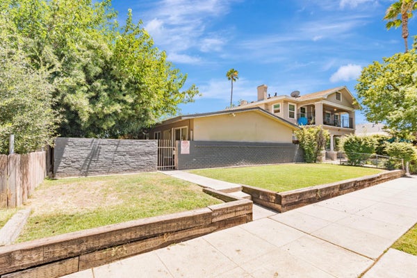 360 N CALAVERAS ST, FRESNO, CA 93701 - Image 3d011cfd33aac986ceb1eb3660f3ff08/1883850180