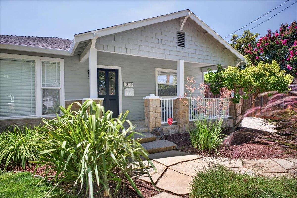 1341 Settle Avenue