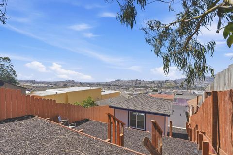 Tiny photo for 247 Frankfort Street, Daly City, CA 94014 (MLS # ML82048431)