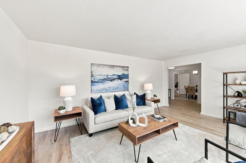 6738 Worthing Court