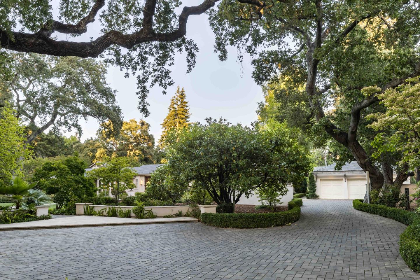 188 Fair Oaks Lane