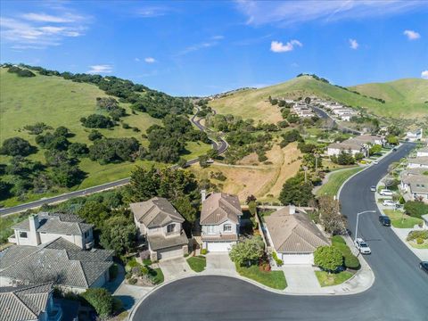 Tiny photo for 26214 Acclaim Court, Salinas, CA 93908 (MLS # ML82044635)
