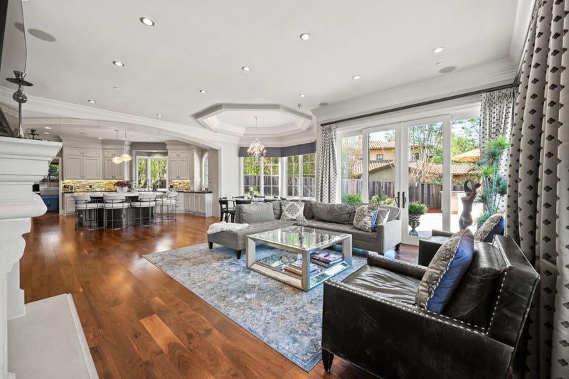 15301 Robin Anne Lane