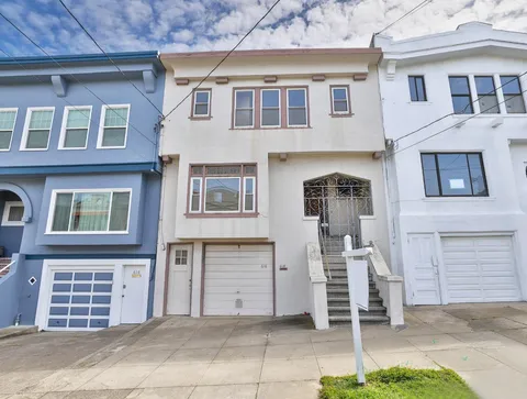MLS: ML81997228